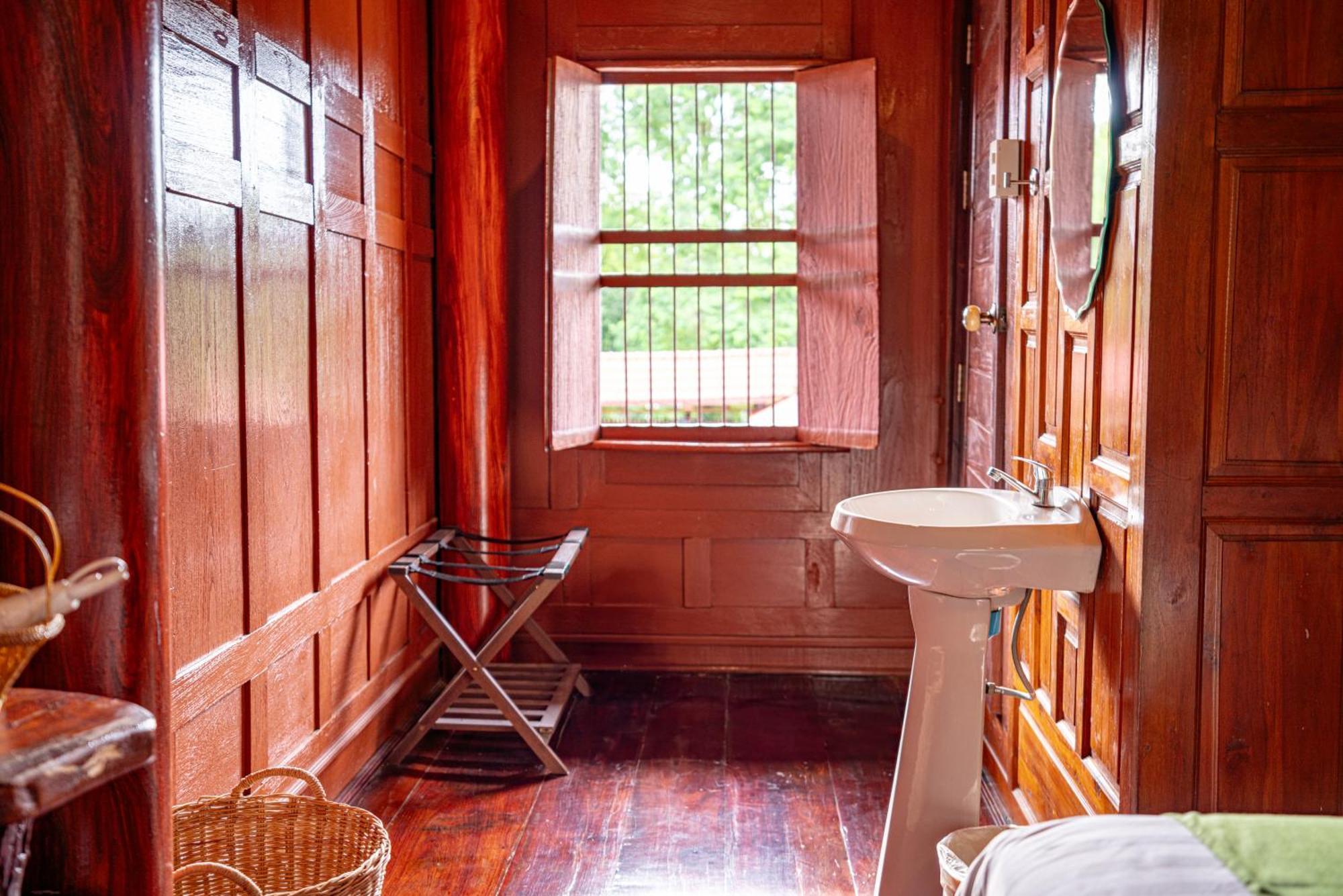 Athithara Homestay Phra Nakhon Si Ayutthaya Exterior foto